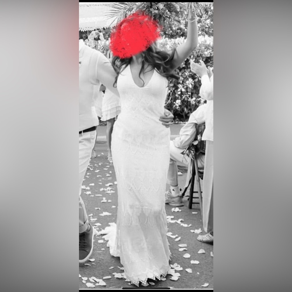 Made With Love wedding dress. - Picture 8 of 9